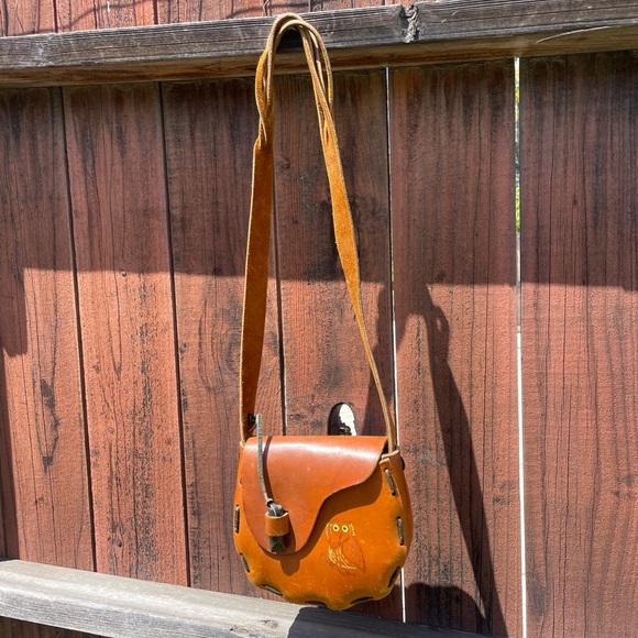 Vintage 70s leather tooled purse with owl design - Picture 5 of 5